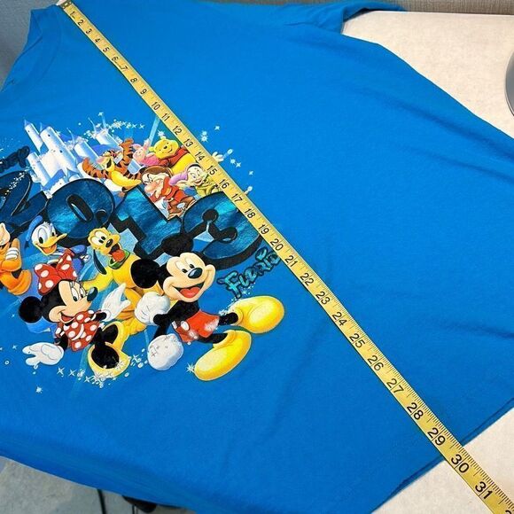 Walt Disney World Florida 2013 Tshirt Size 2XL Short Sleeve Turquoise Blue - Picture 6 of 6